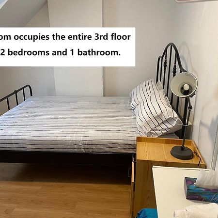 Quad Room With Private Bathroom 536A-Two Bedrooms 多伦多 外观 照片